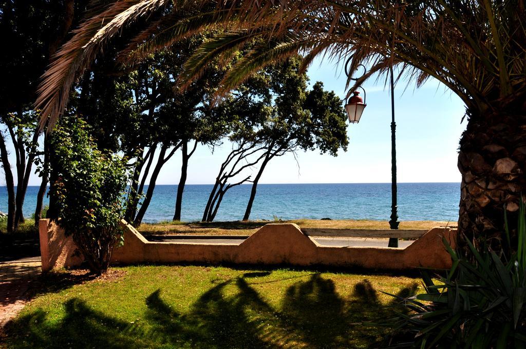 Sole E Mare Aparthotel Santa-Maria-Poggio  Exterior photo