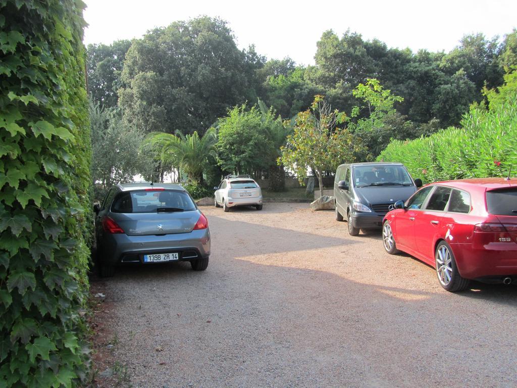 Sole E Mare Aparthotel Santa-Maria-Poggio  Exterior photo